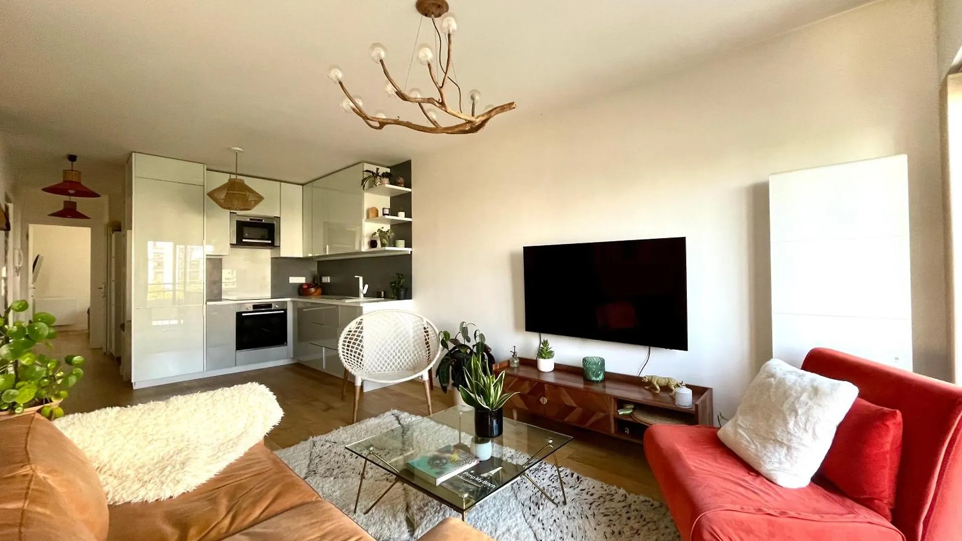 Magnifique 3 Pieces De 55m2 Au Calme Avec Balcon Paris