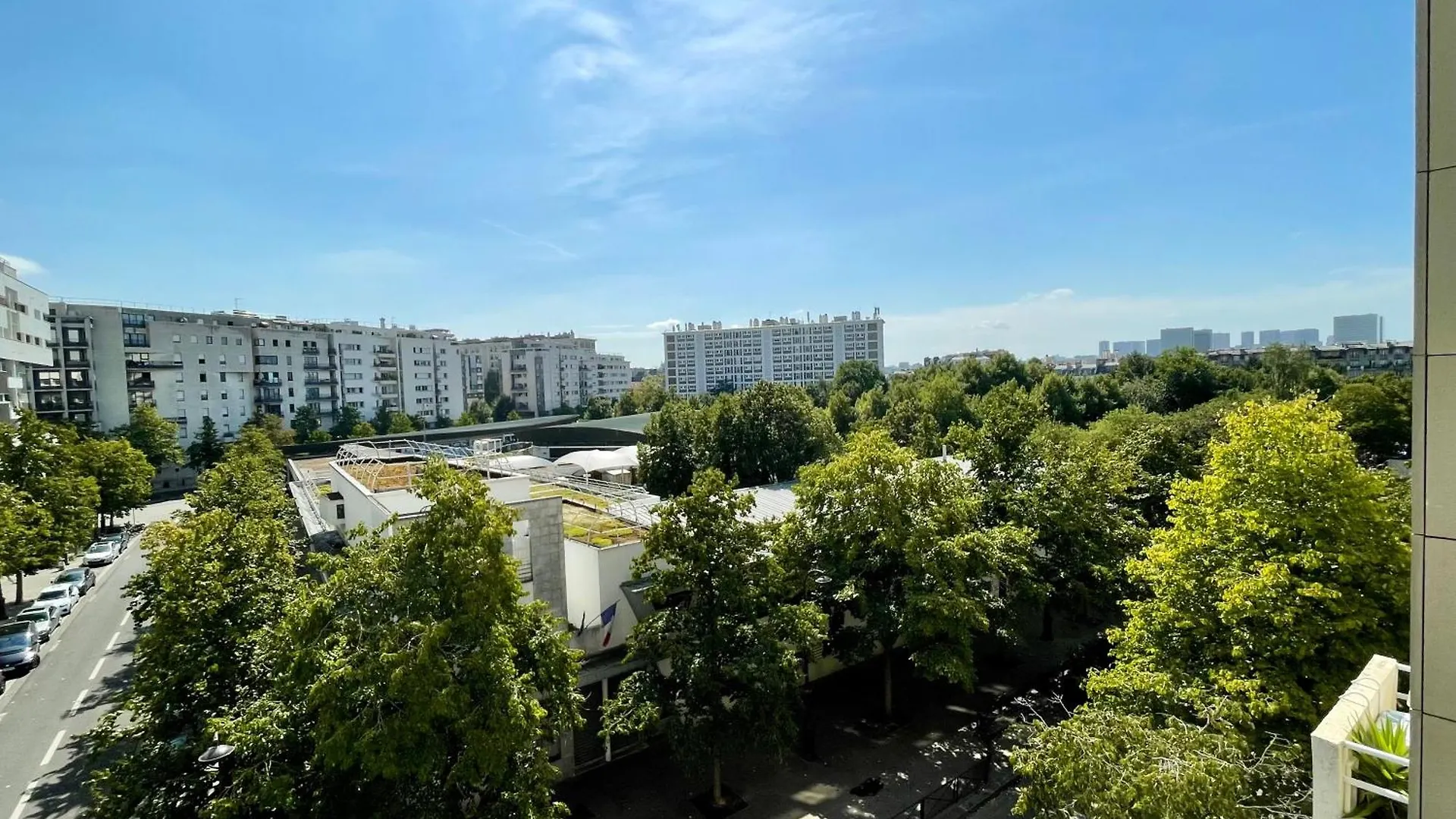 Magnifique 3 Pieces De 55m2 Au Calme Avec Balcon * Paris